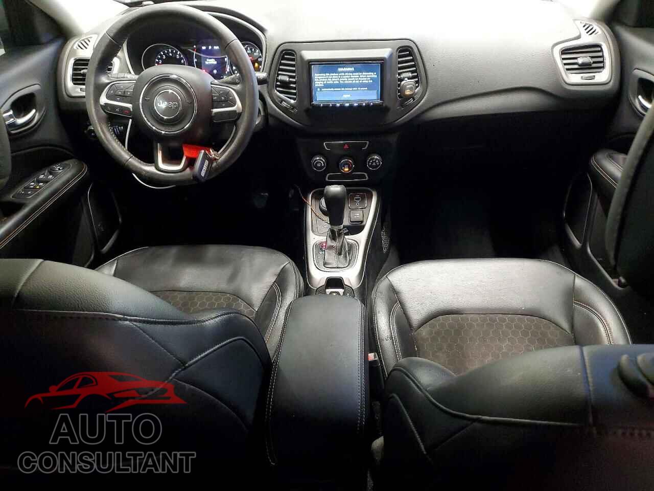 JEEP COMPASS 2018 - 3C4NJDBB2JT290853