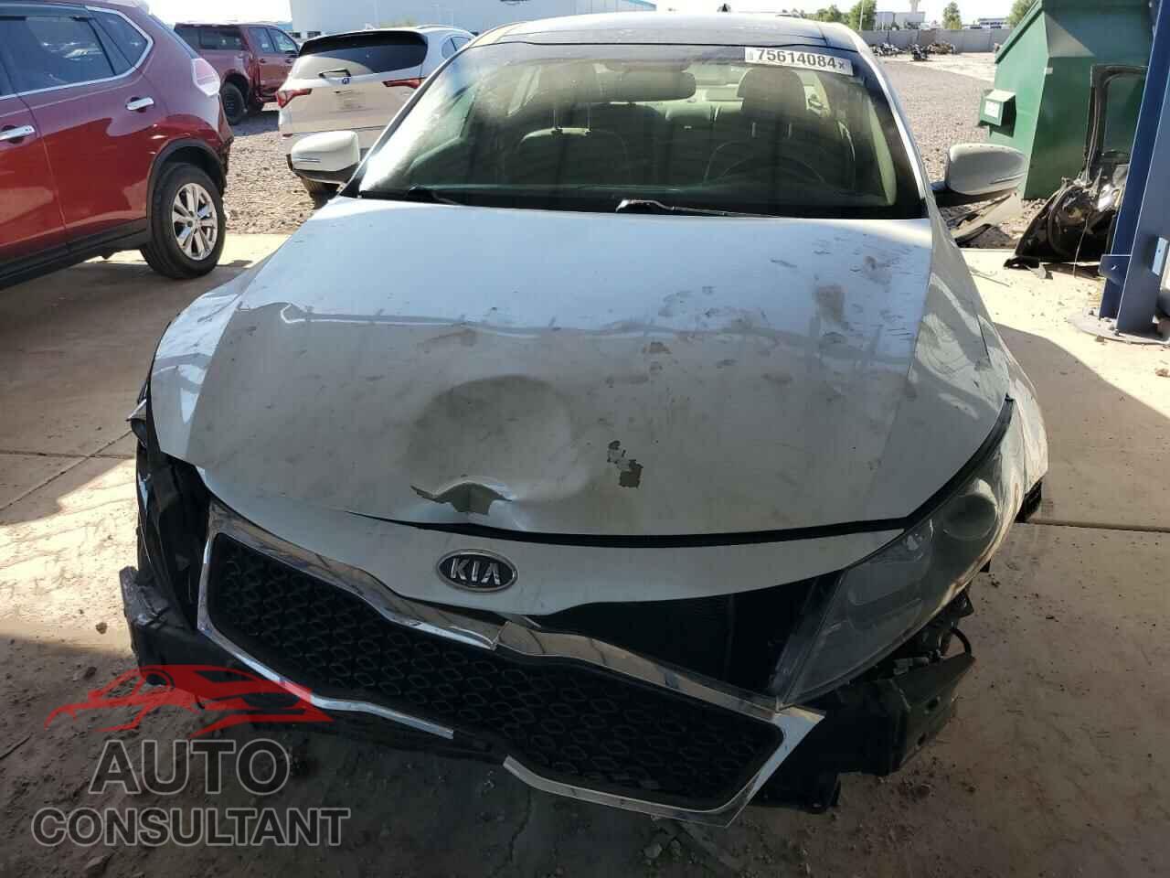KIA OPTIMA 2011 - KNAGN4A77B5096361
