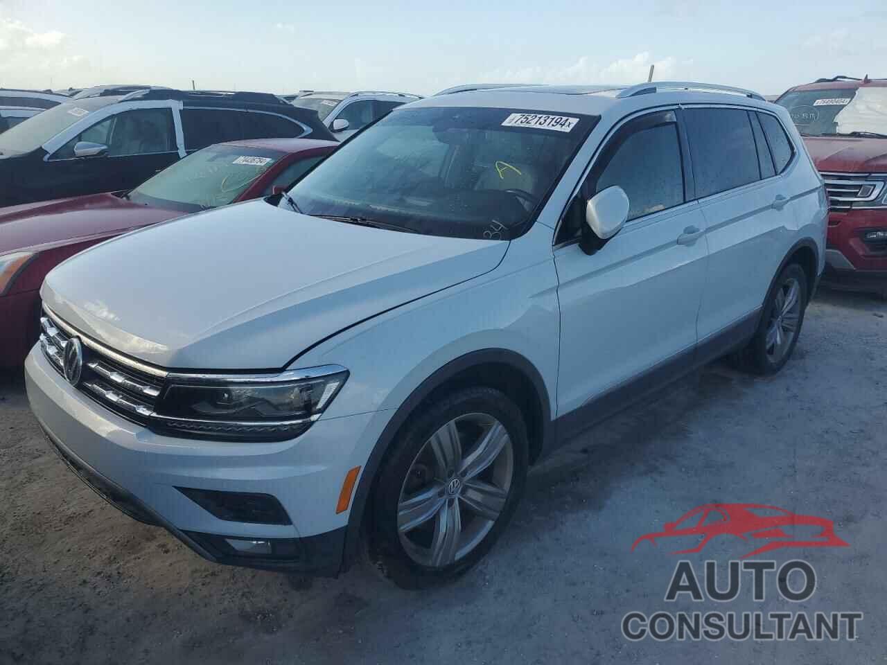 VOLKSWAGEN TIGUAN 2018 - 3VV5B7AXXJM123566