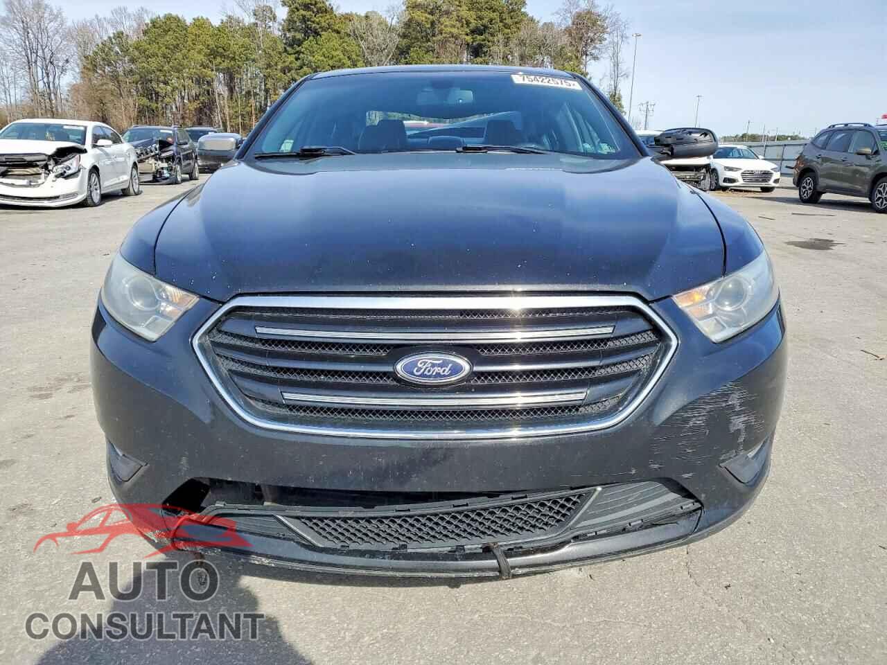 FORD TAURUS 2013 - 1FAHP2J83DG193259