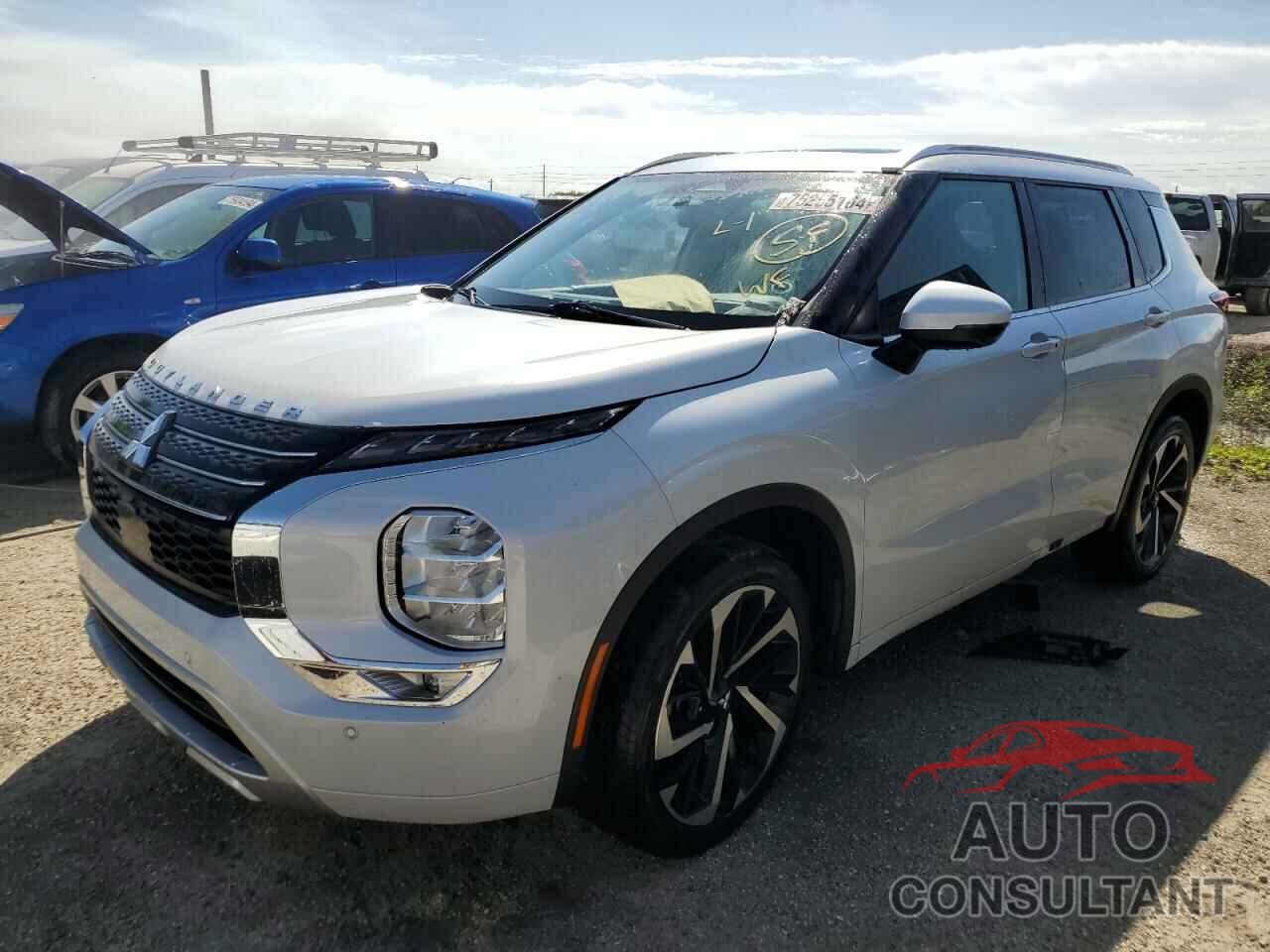 MITSUBISHI OUTLANDER 2022 - JA4J3VA82NZ082954