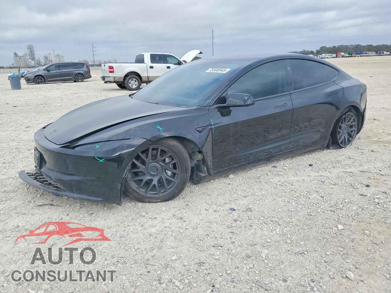 TESLA MODEL 3 2024 - 5YJ3E1EA4RF785224