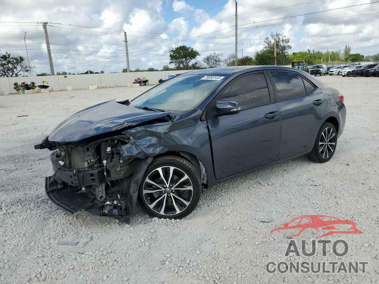 TOYOTA COROLLA 2018 - 5YFBURHE4JP826634