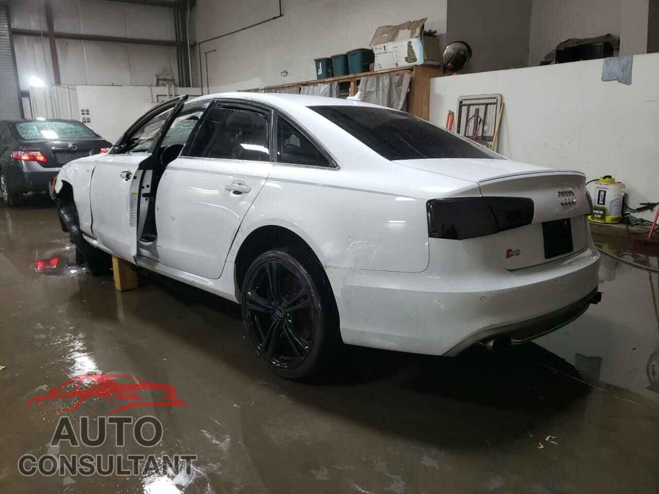 AUDI S6/RS6 2013 - WAUF2AFC2DN033082