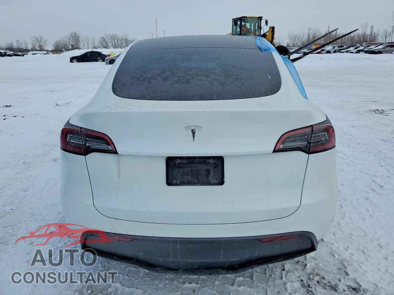 TESLA MODEL Y 2023 - LRWYGDFD5PC904870