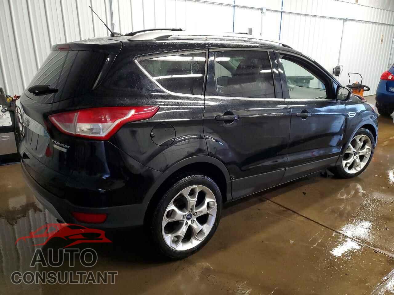 FORD ESCAPE 2016 - 1FMCU0J96GUB79450