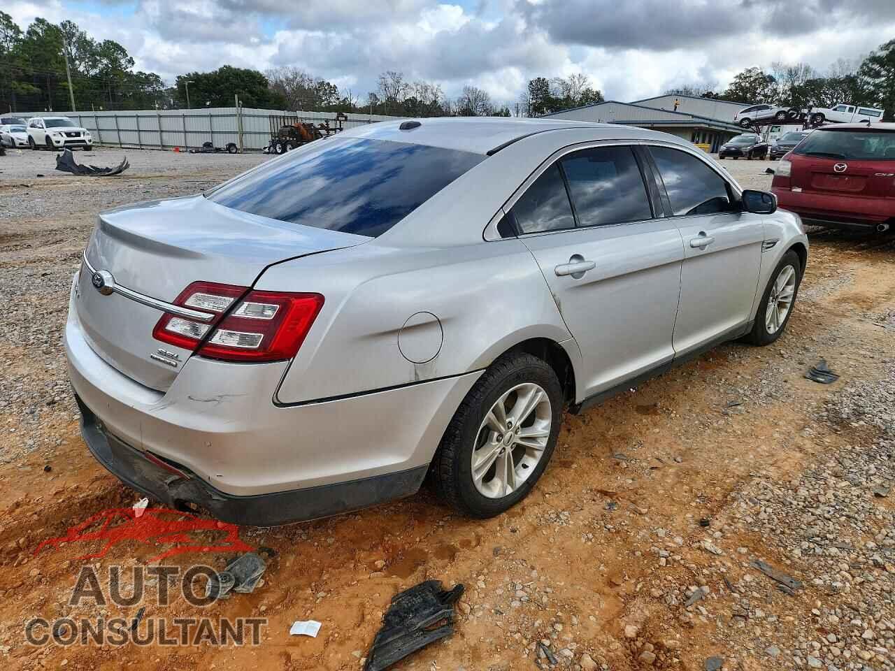 FORD TAURUS 2017 - 1FAHP2E89HG105394