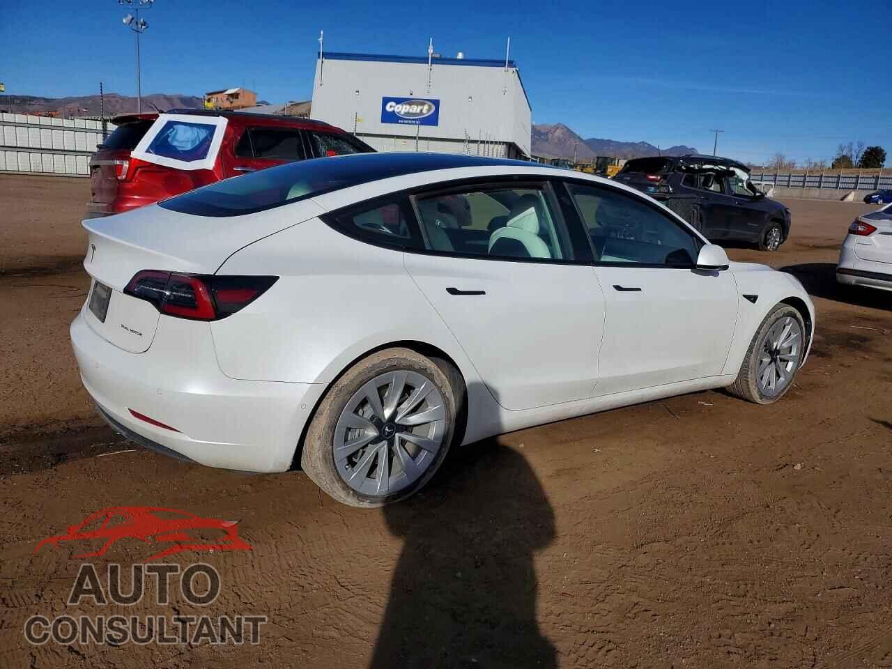 TESLA MODEL 3 2022 - 5YJ3E1EB4NF263809