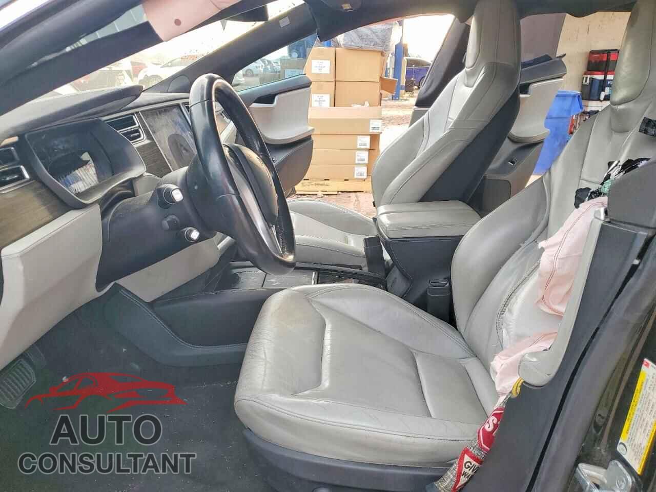 TESLA MODEL S 2015 - 5YJSA4H19FF083920