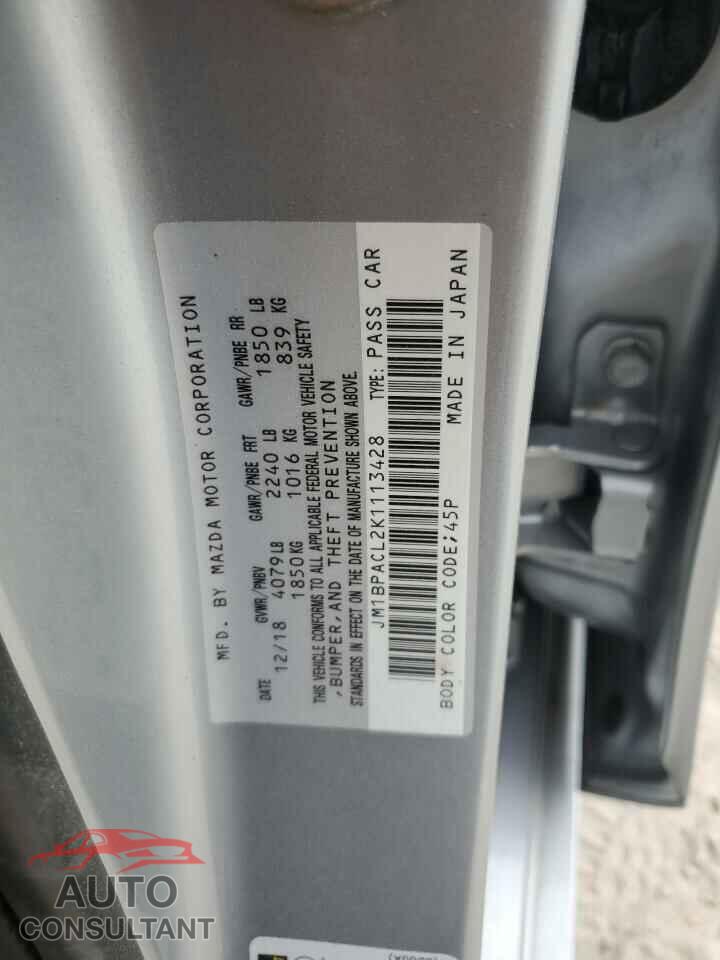 MAZDA 3 2019 - JM1BPACL2K1113428