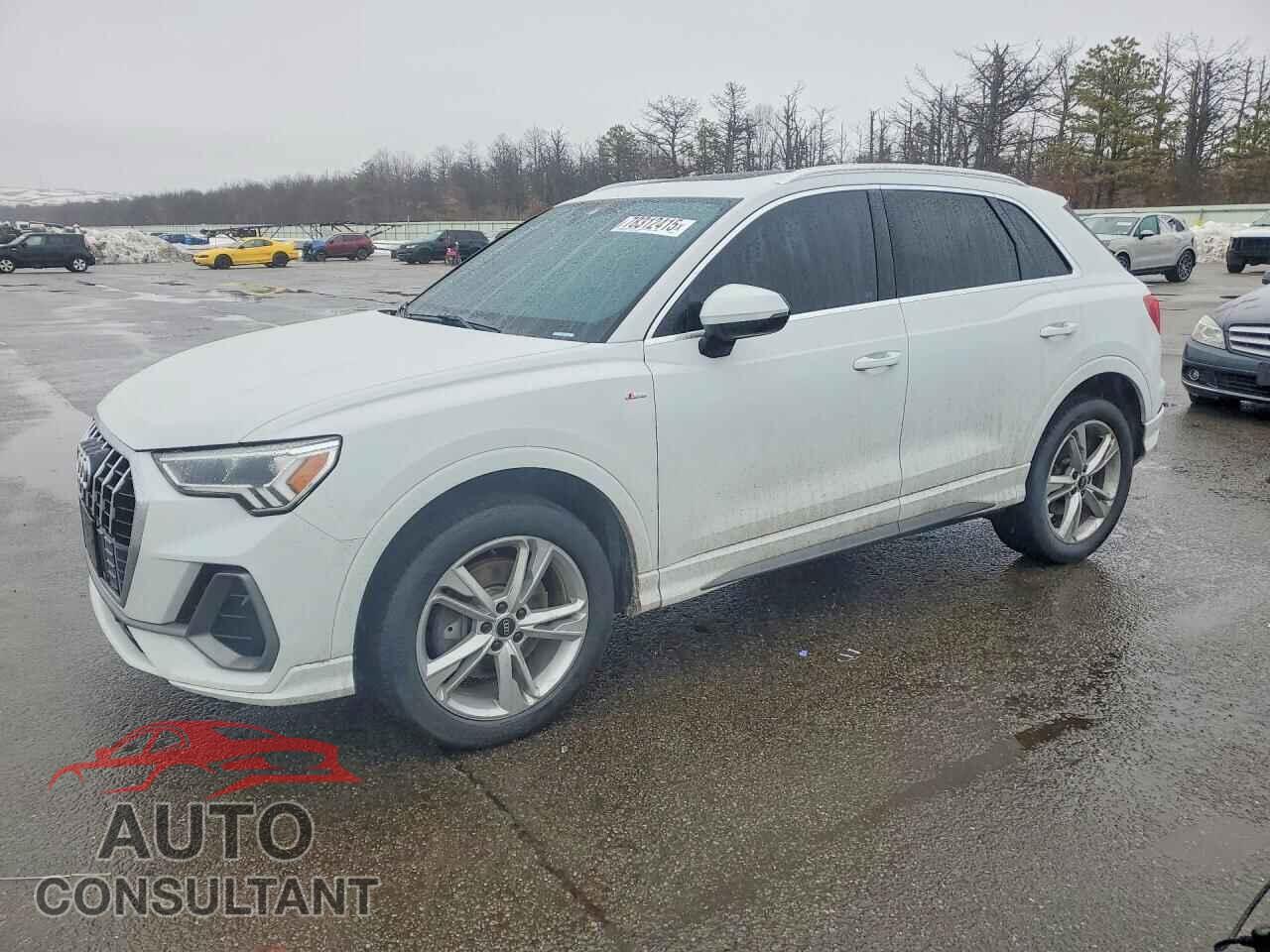 AUDI Q3 2022 - WA1EECF30N1049561
