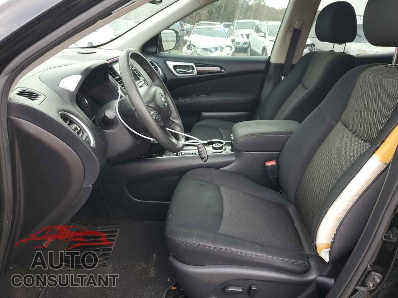 NISSAN PATHFINDER 2017 - 5N1DR2MM2HC666895