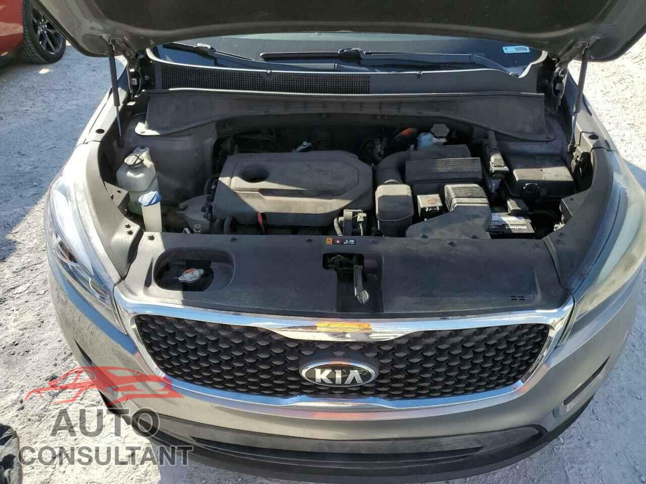 KIA SORENTO 2017 - 5XYPG4A31HG276574