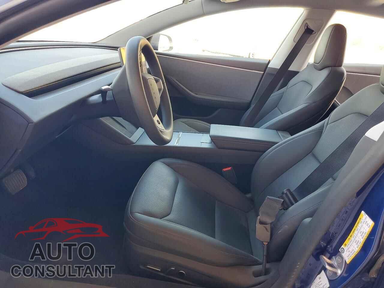 TESLA MODEL 3 2026 - 5YJ3E1EA4TF118533