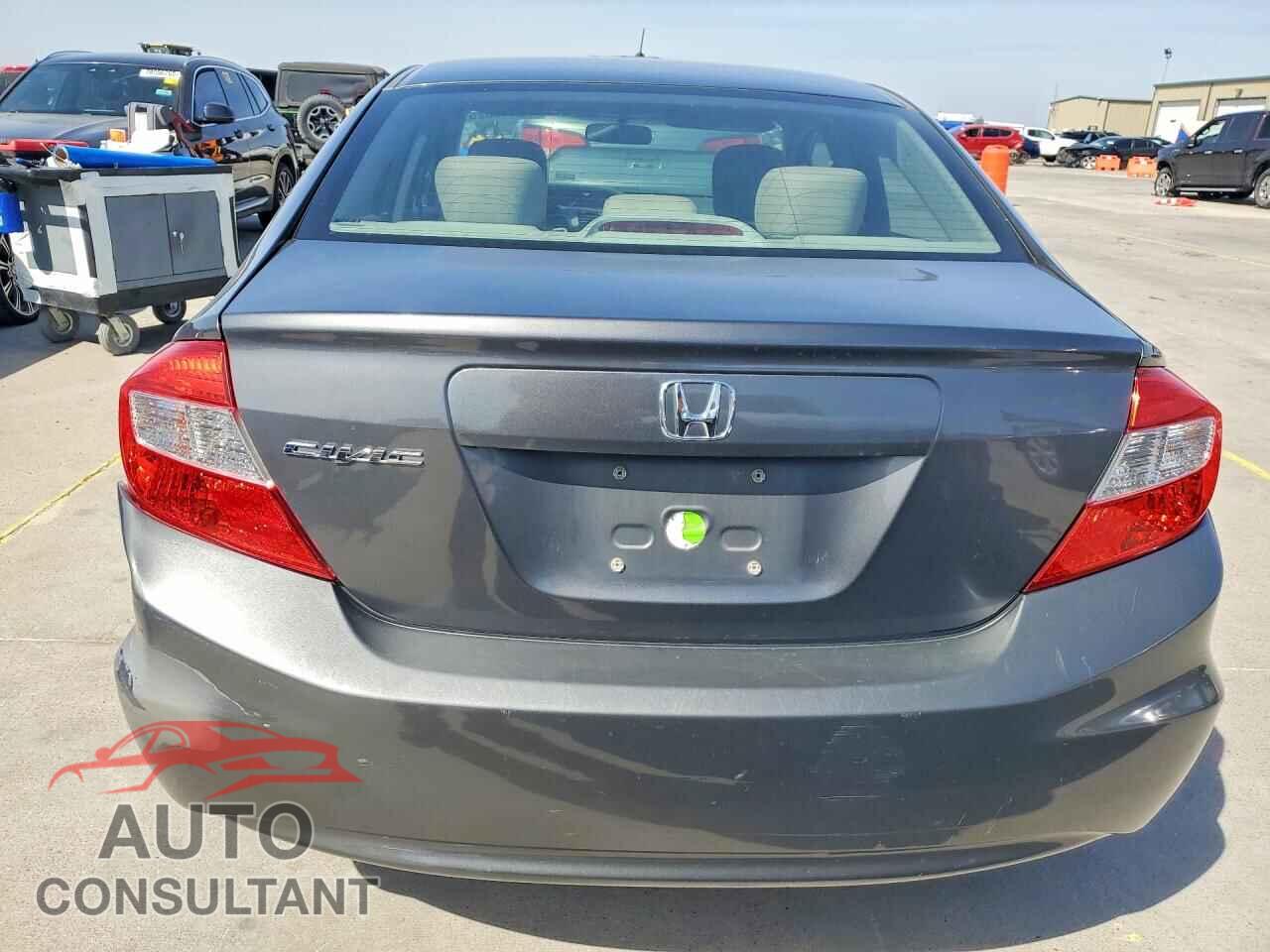 HONDA CIVIC 2012 - 2HGFB2F56CH560836