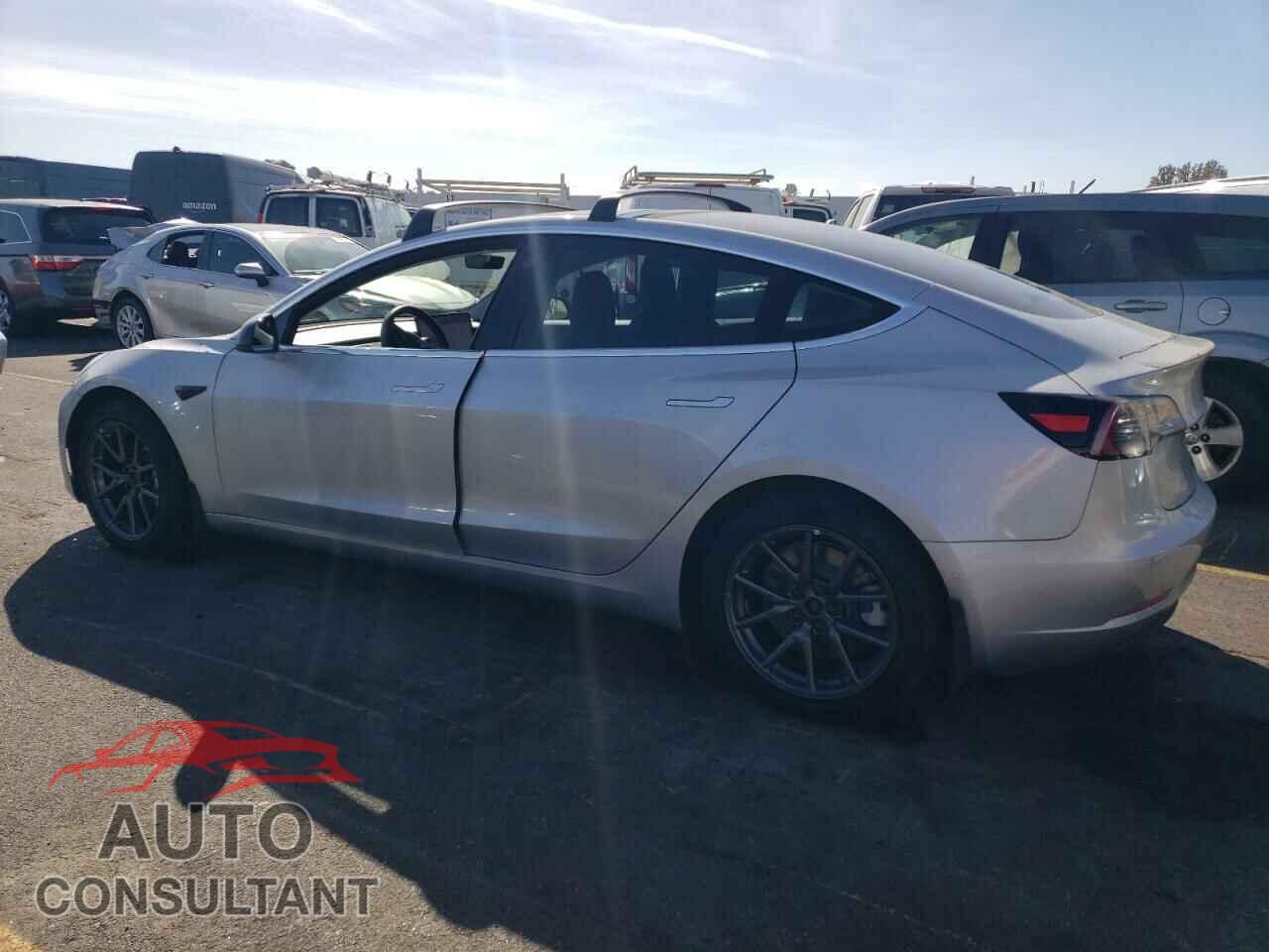 TESLA MODEL 3 2018 - 5YJ3E1EB7JF094170
