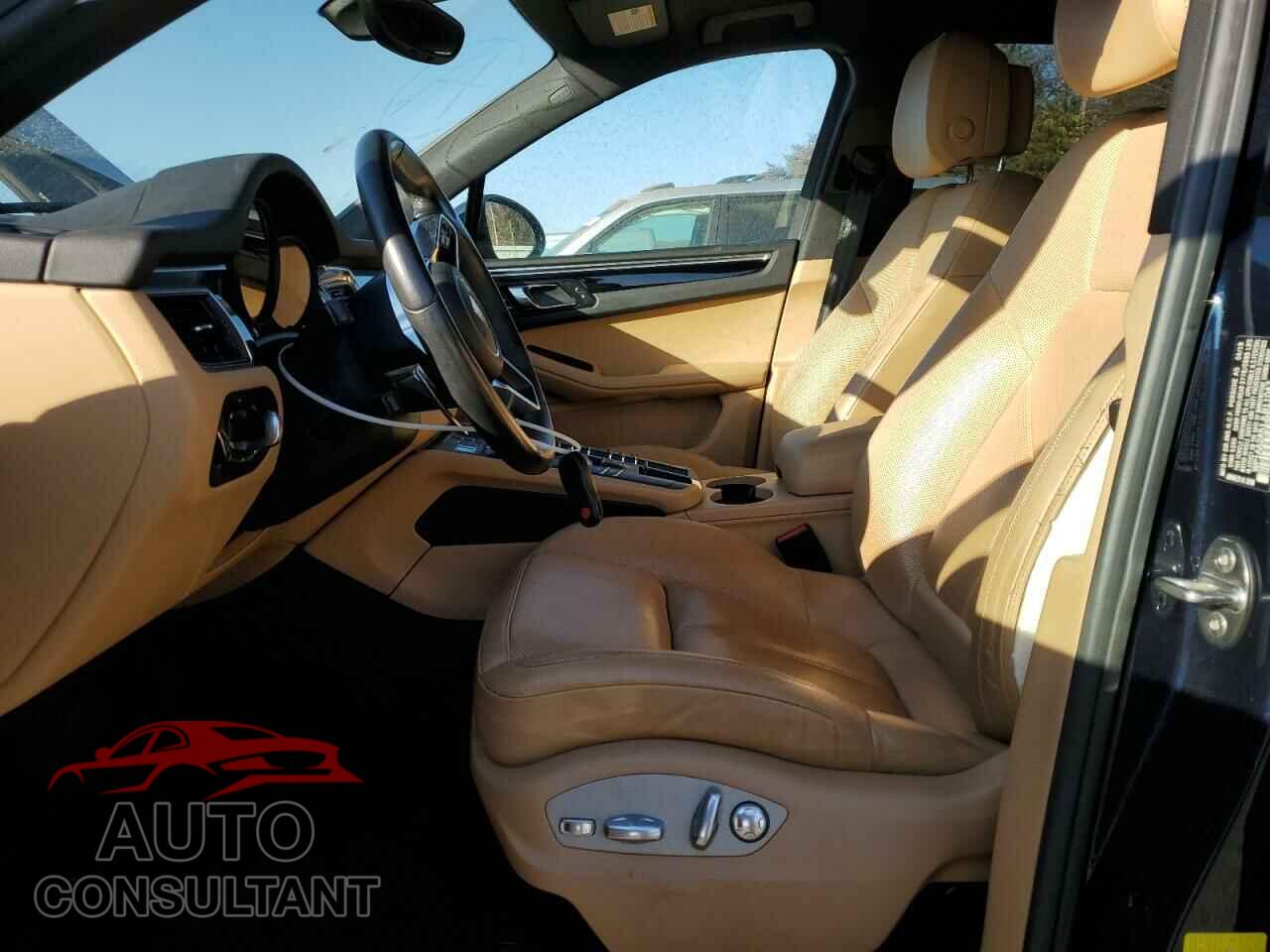 PORSCHE MACAN 2018 - WP1AA2A51JLB11047