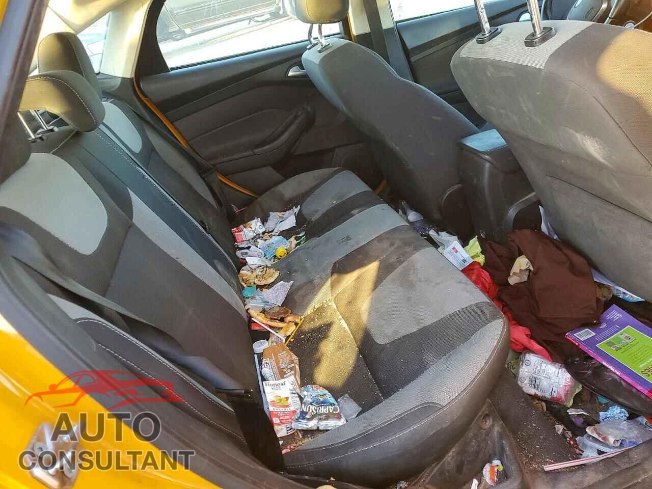 FORD FOCUS 2012 - 1FAHP3F25CL312817