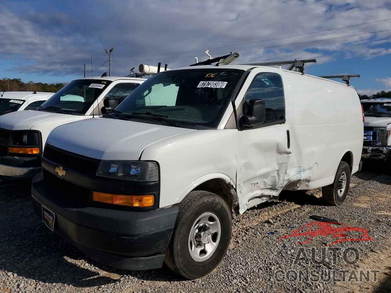 CHEVROLET EXPRESS 2020 - 1GCWGAFG4L1129728