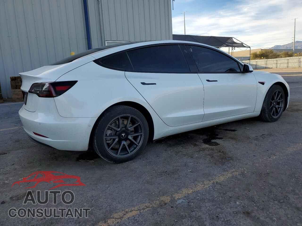 TESLA MODEL 3 2021 - 5YJ3E1EA8MF991574