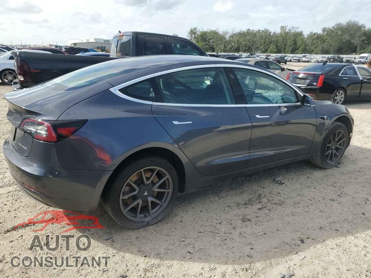 TESLA MODEL 3 2020 - 5YJ3E1EBXLF664004