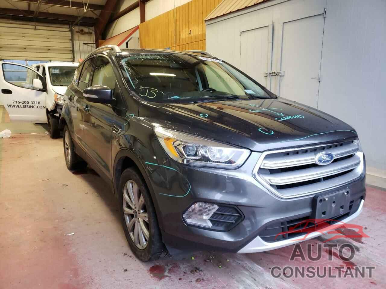 FORD ESCAPE 2017 - 1FMCU9JD5HUE03849