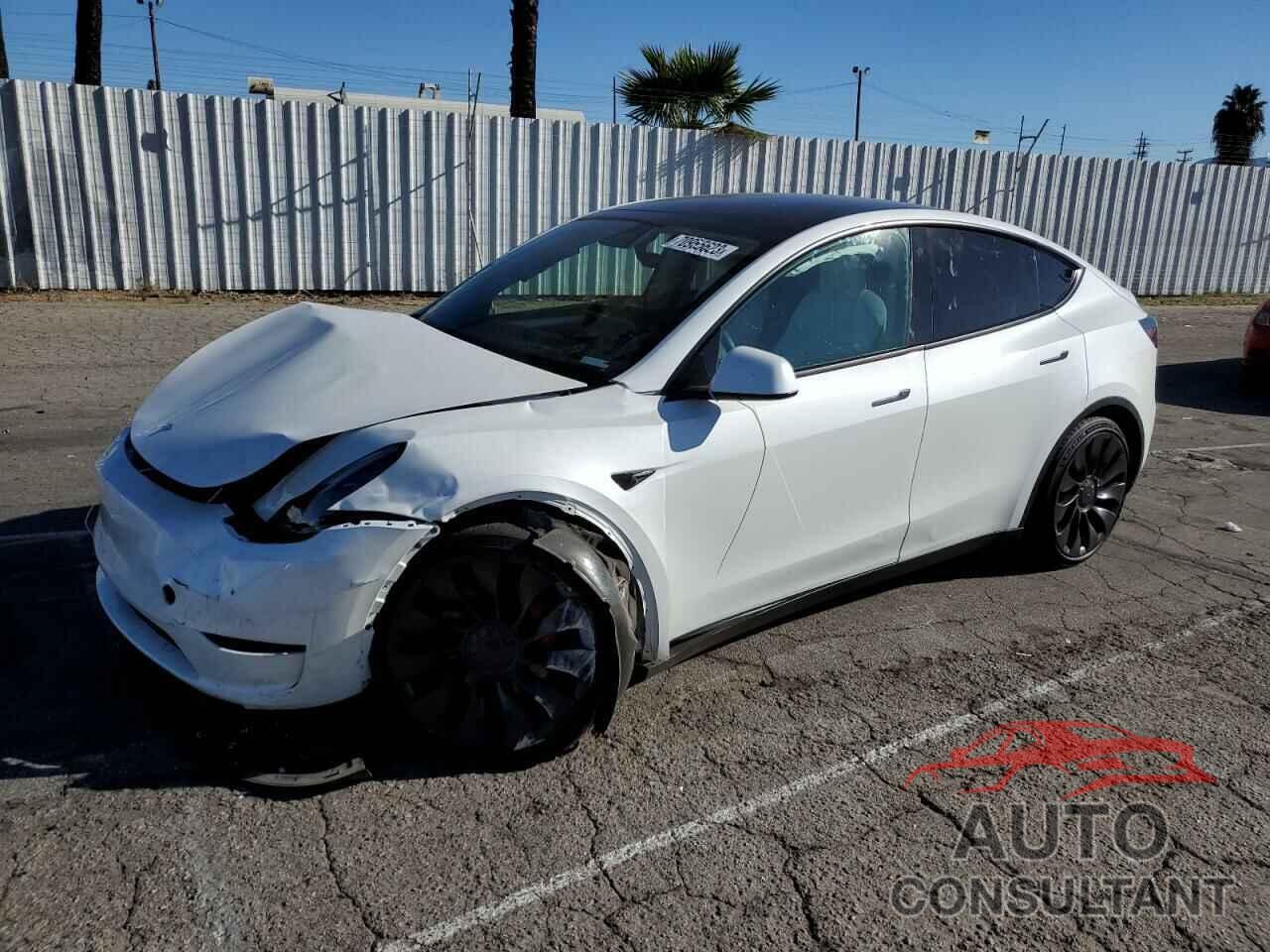 TESLA MODEL Y 2023 - 7SAYGDEF0PF637777