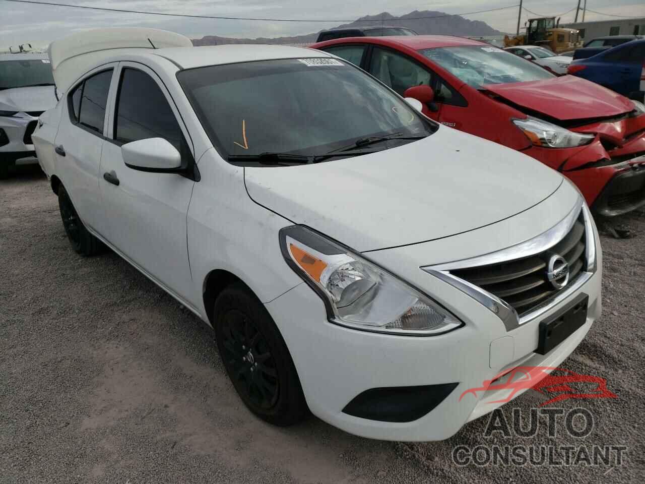 NISSAN VERSA 2017 - 3N1CN7APXHL802382