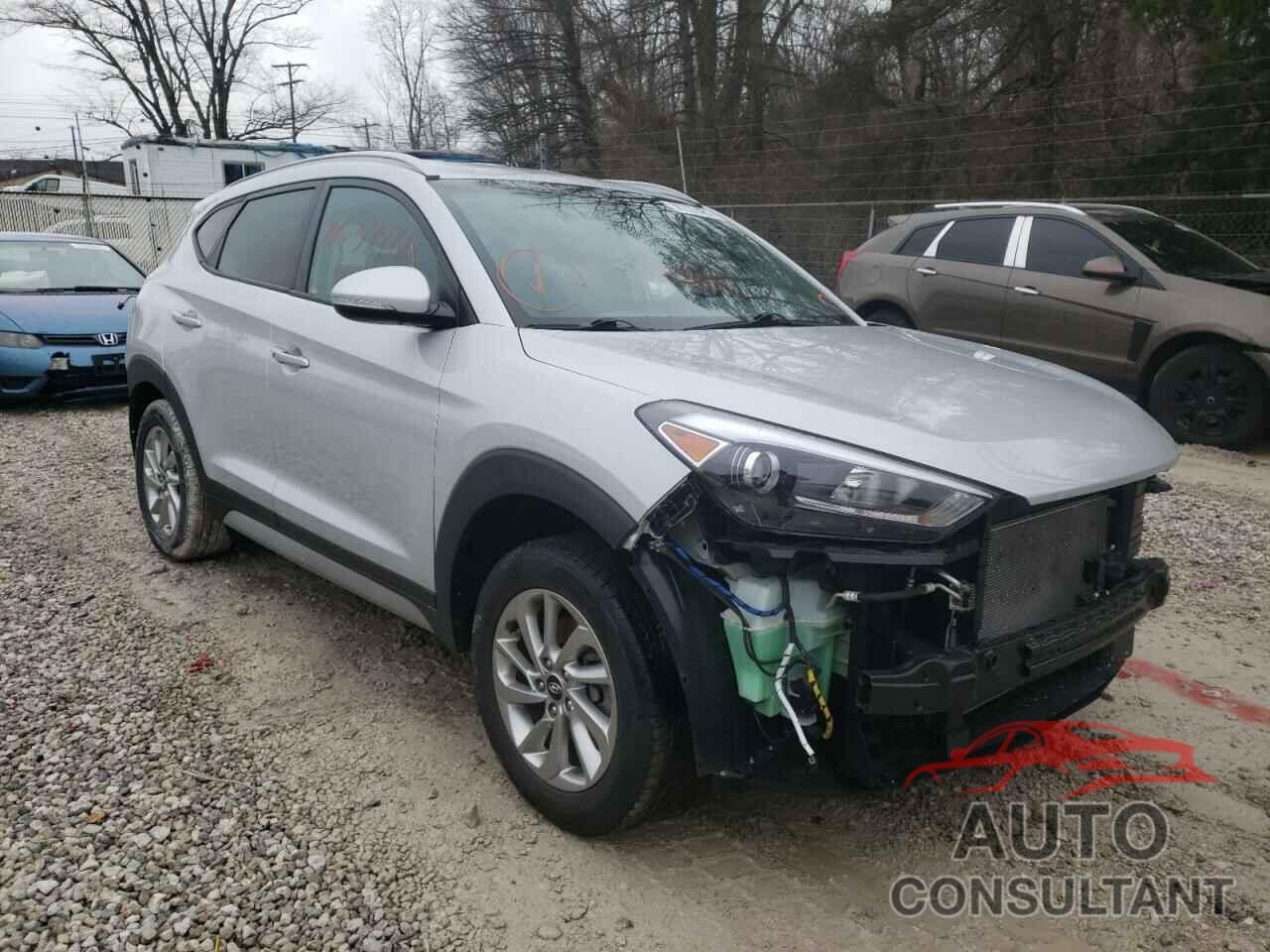 HYUNDAI TUCSON 2018 - KM8J33A41JU705202
