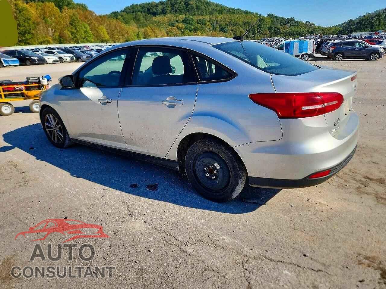 FORD FOCUS 2017 - 1FADP3F23HL313292
