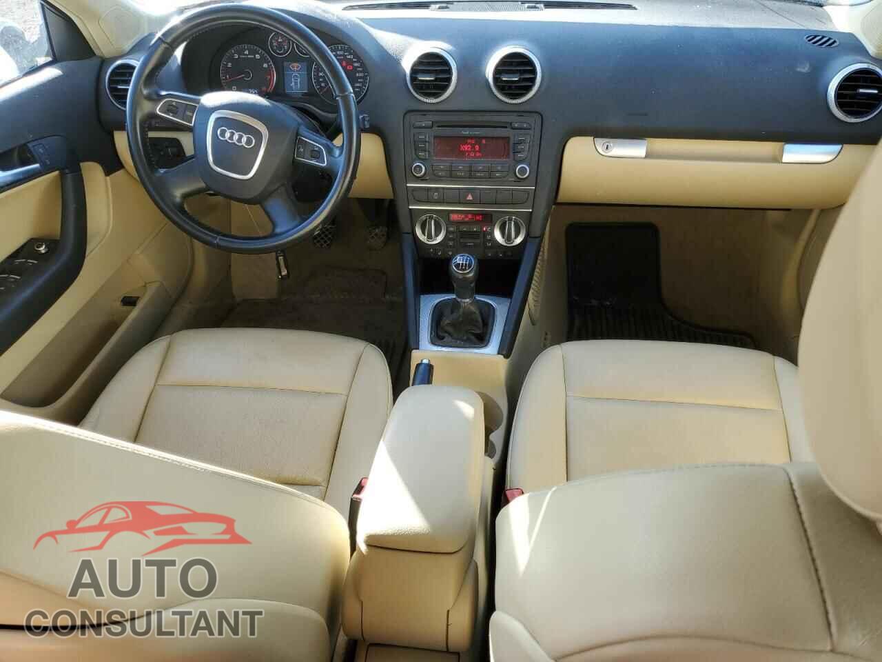 AUDI A3 2011 - WAUNFCFM1BA078779