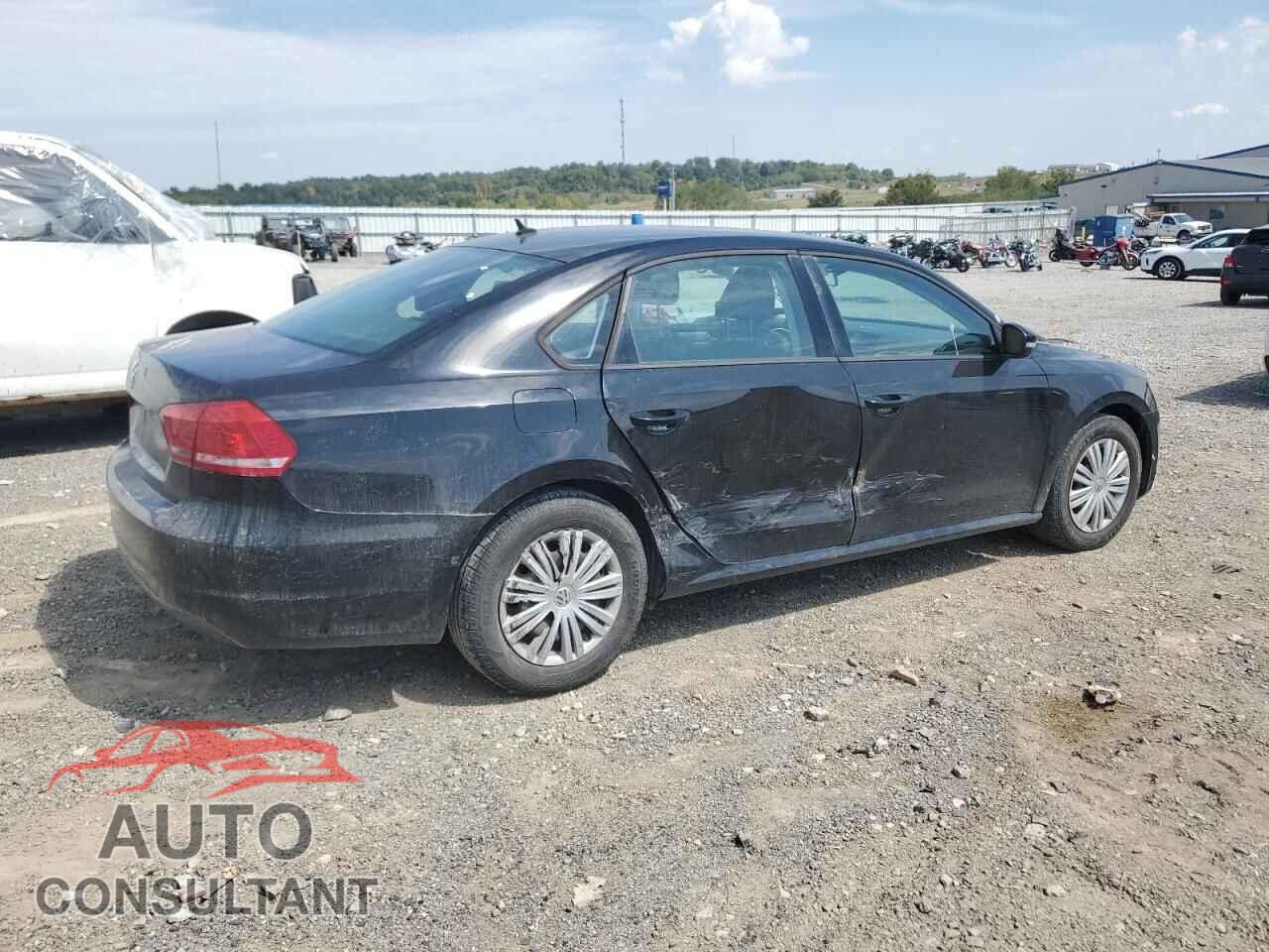 VOLKSWAGEN PASSAT 2014 - 1VWAP7A32EC010548