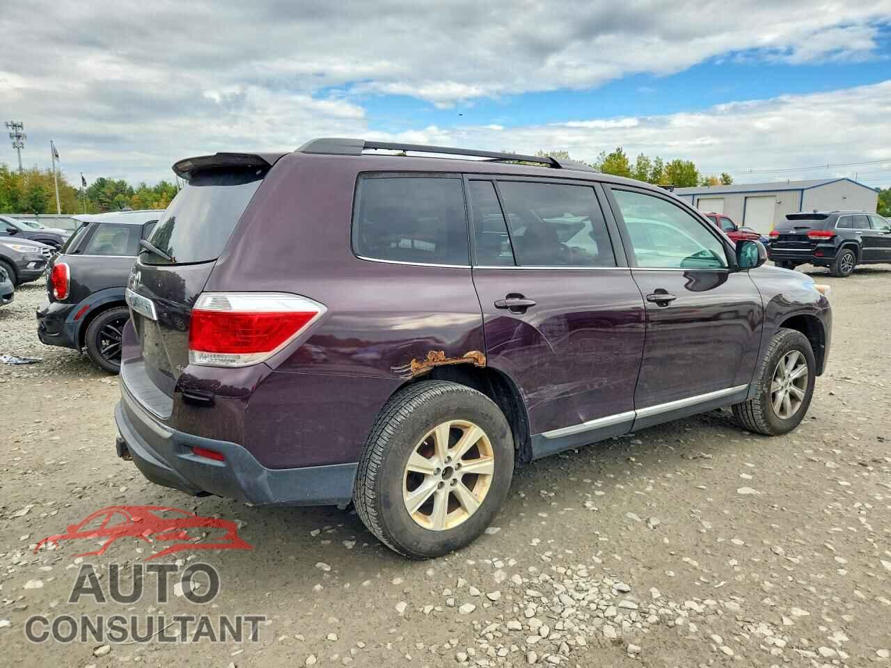 TOYOTA HIGHLANDER 2012 - 5TDBK3EH6CS158881