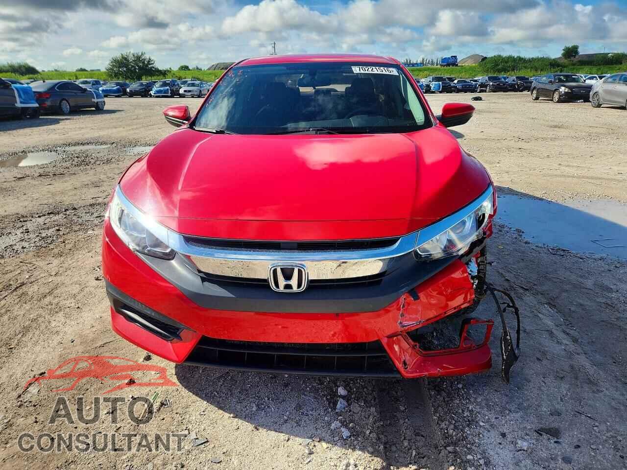 HONDA CIVIC 2017 - 2HGFC2F50HH546497