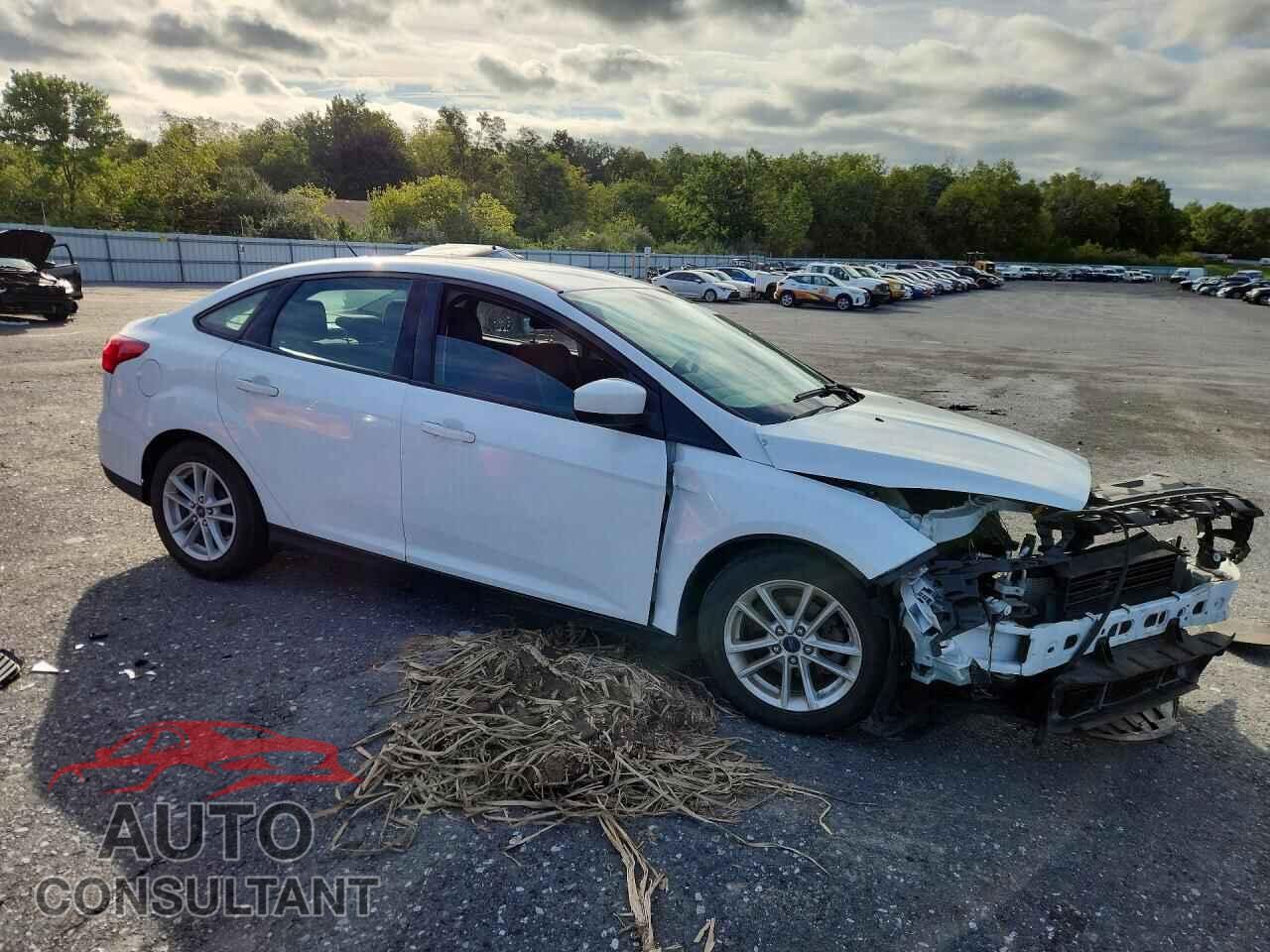 FORD FOCUS 2018 - 1FADP3F28JL212044