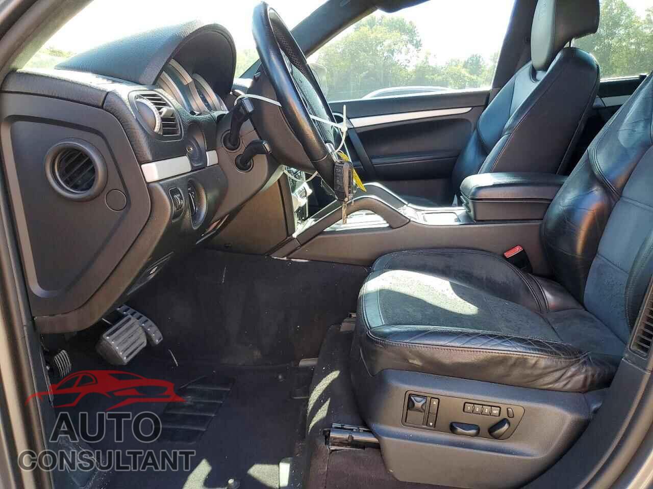 PORSCHE CAYENNE 2009 - WP1AD29P29LA61011
