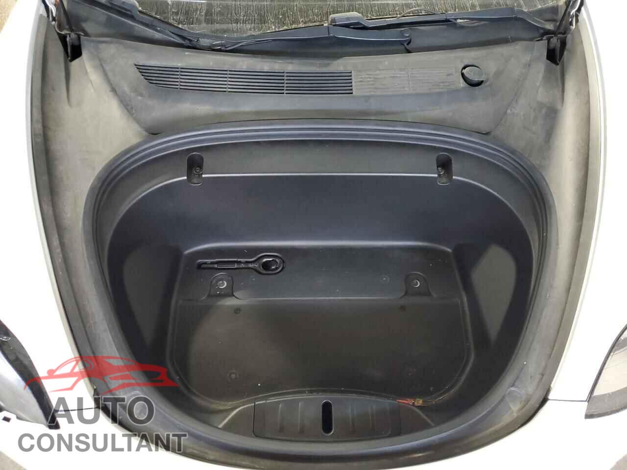 TESLA MODEL 3 2020 - 5YJ3E1EB7LF638542