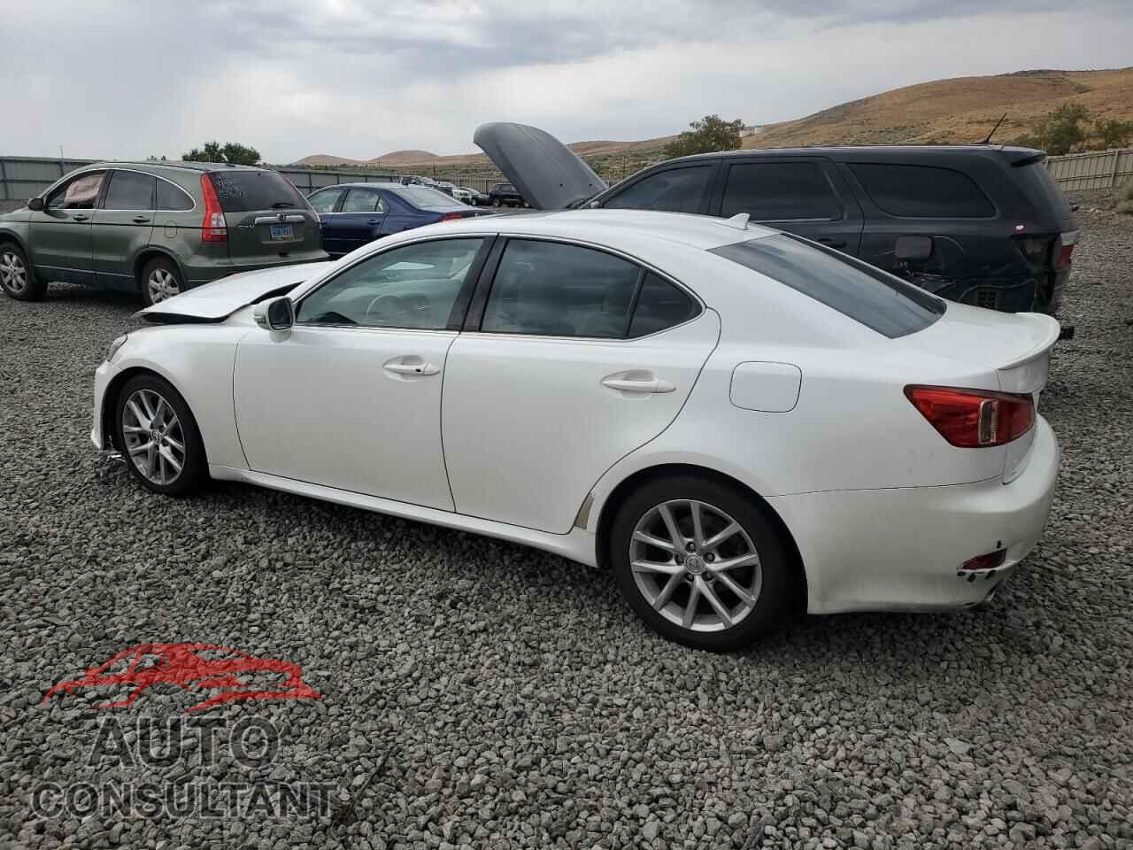 LEXUS IS 2011 - JTHBF5C28B5137063