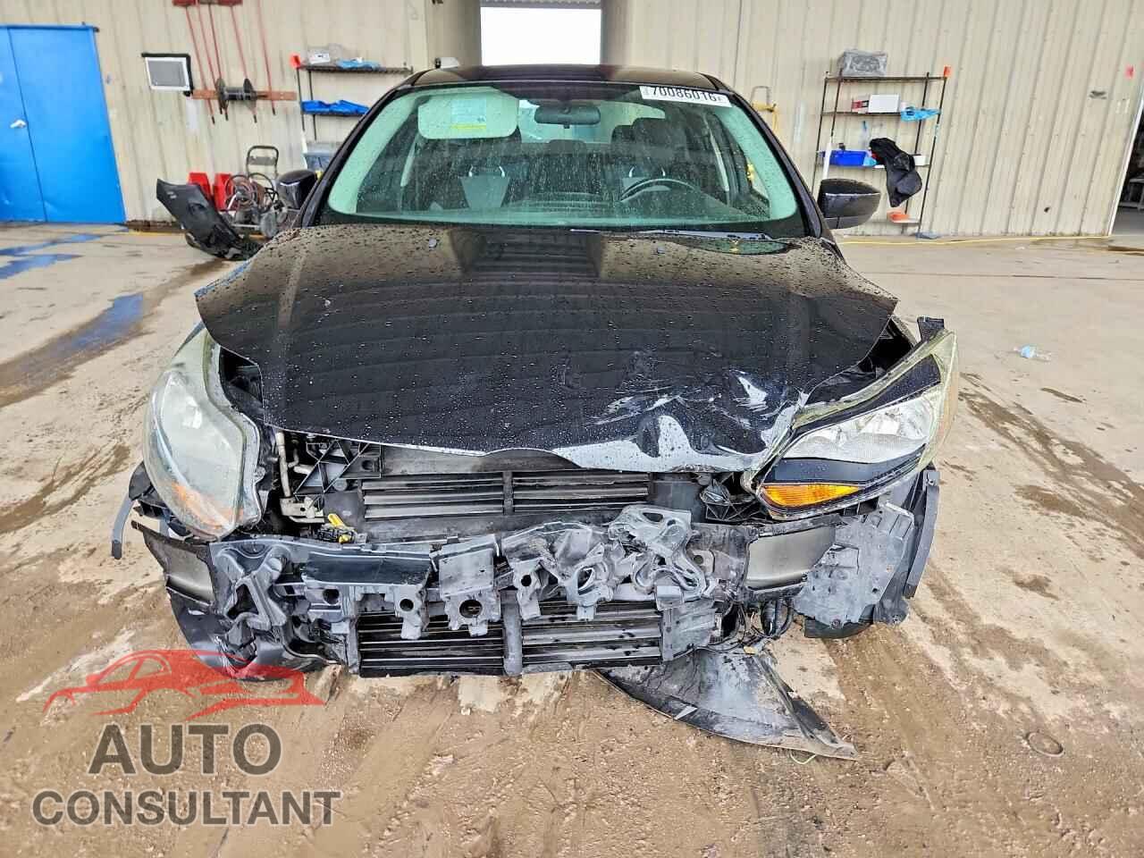 FORD FOCUS 2012 - 1FAHP3F2XCL248726