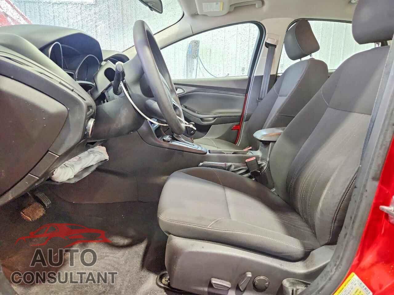 FORD FOCUS 2016 - 1FADP3FE7GL201992