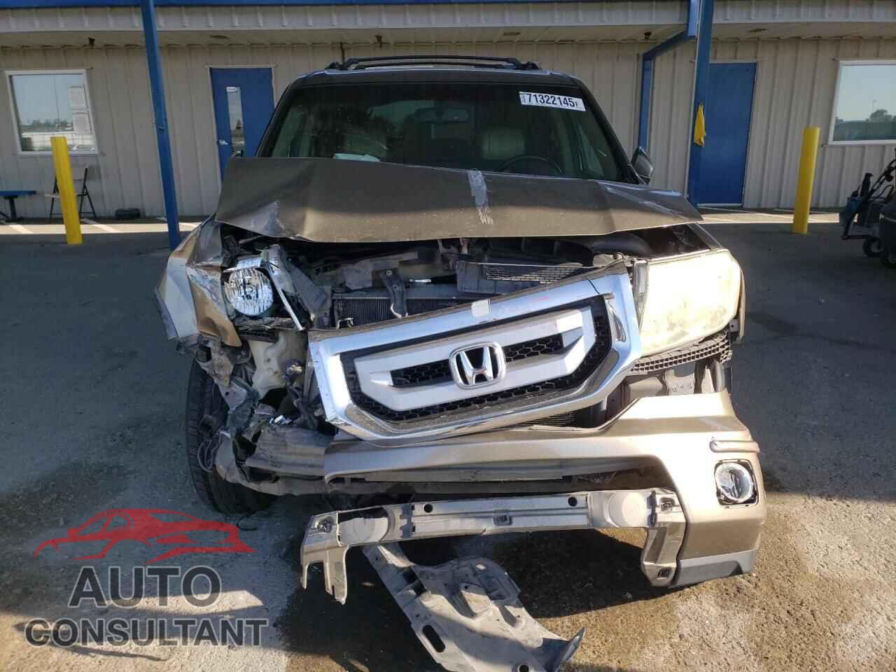 HONDA PILOT 2011 - 5FNYF4H91BB072017