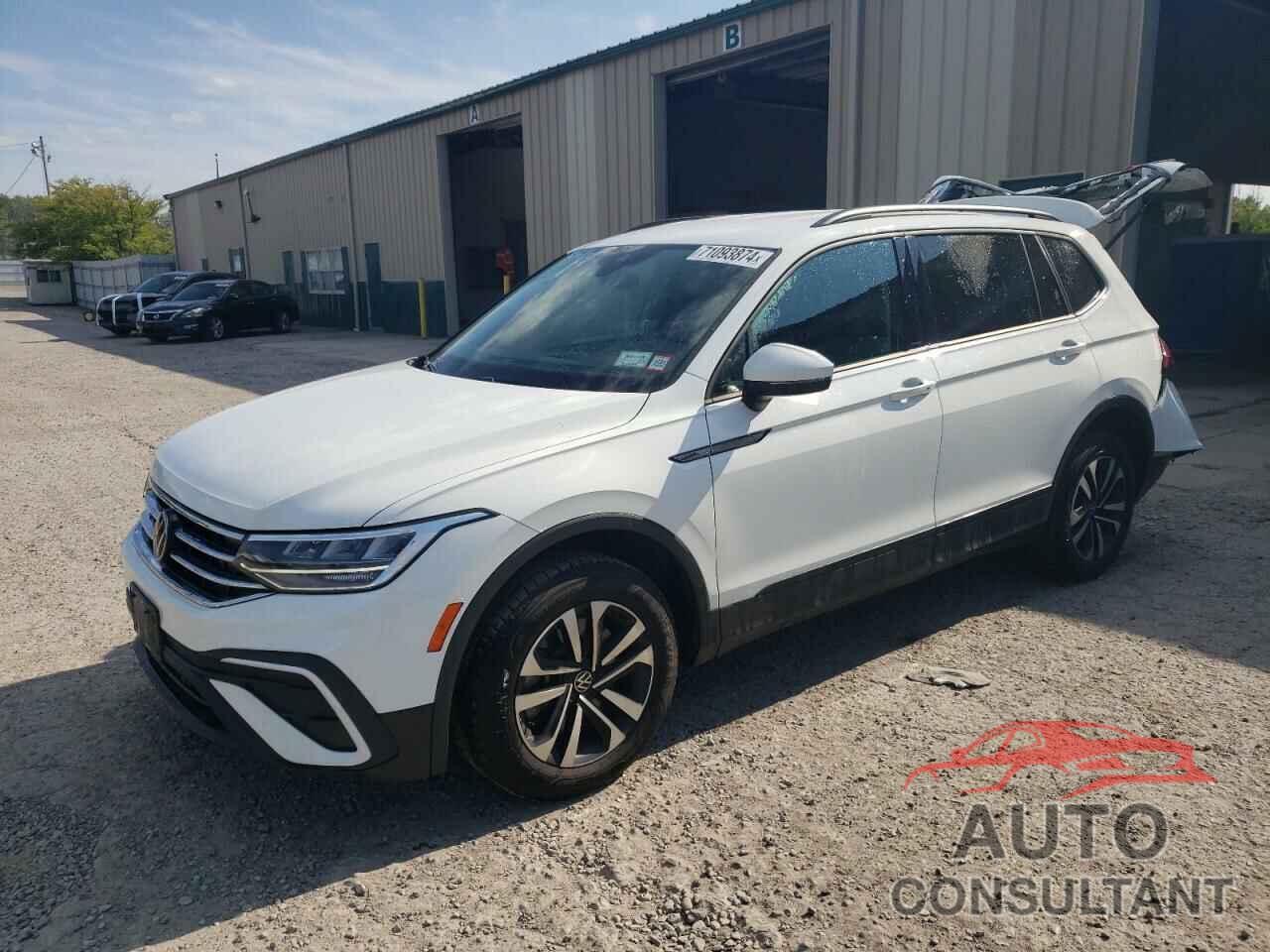 VOLKSWAGEN TIGUAN 2022 - 3VV0B7AX7NM042234