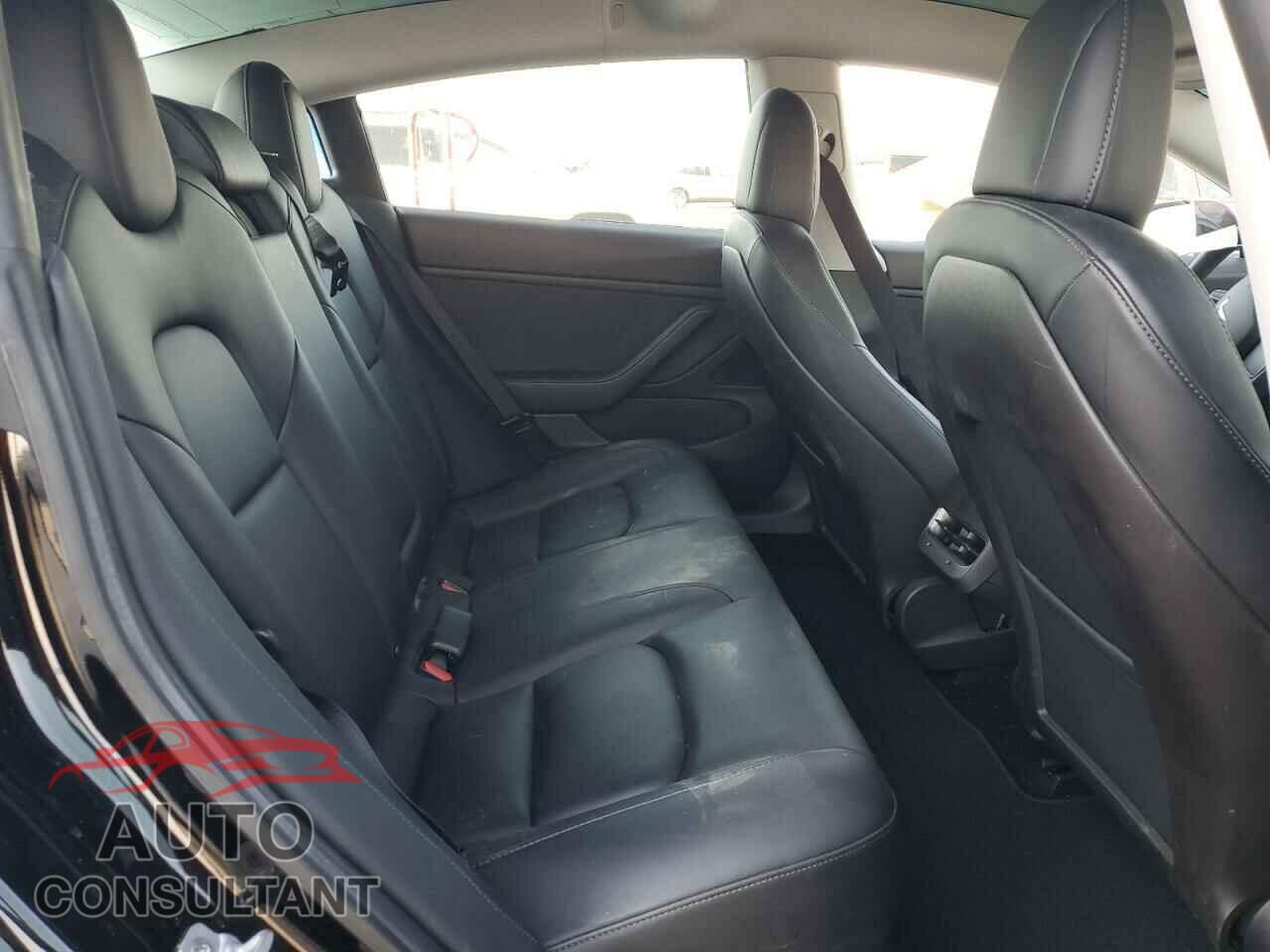 TESLA MODEL 3 2020 - 5YJ3E1EB2LF649402