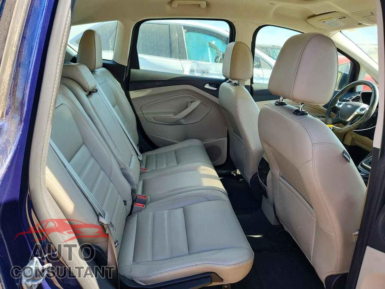 FORD CMAX 2017 - 1FADP5FU6HL108580