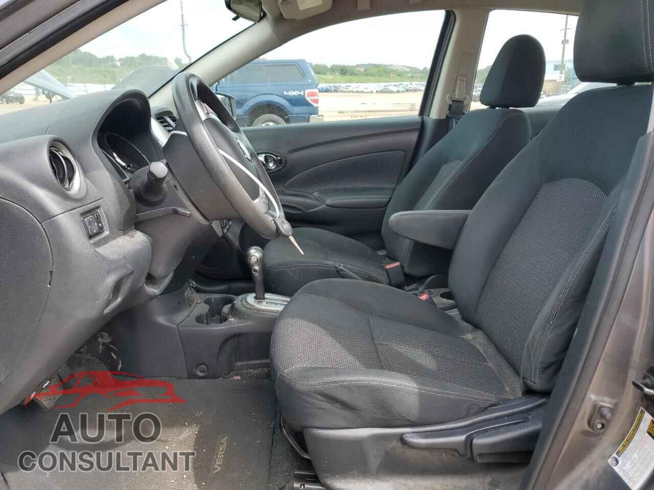 NISSAN VERSA 2019 - 3N1CN7AP3KL841094