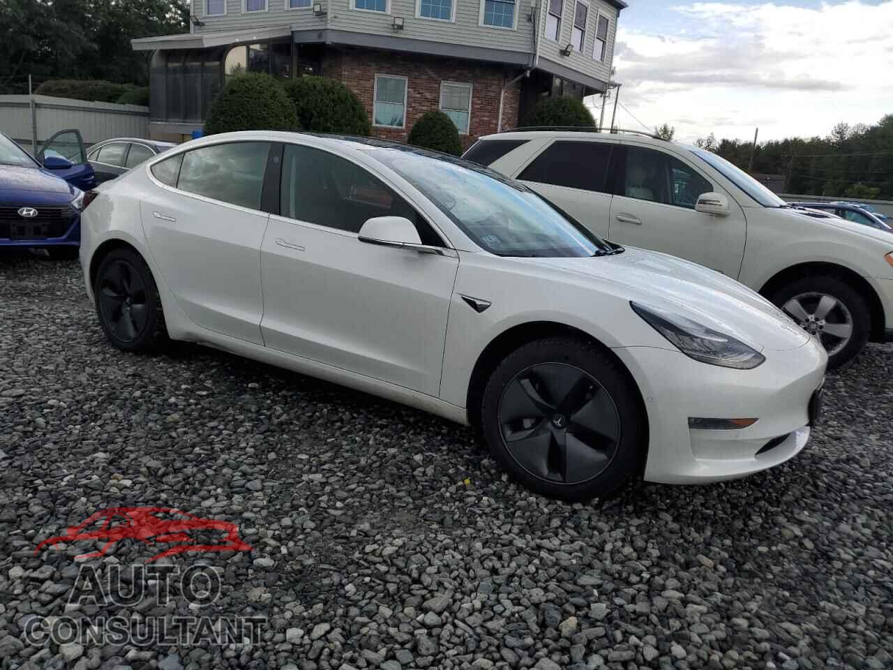 TESLA MODEL 3 2019 - 5YJ3E1EB0KF365653