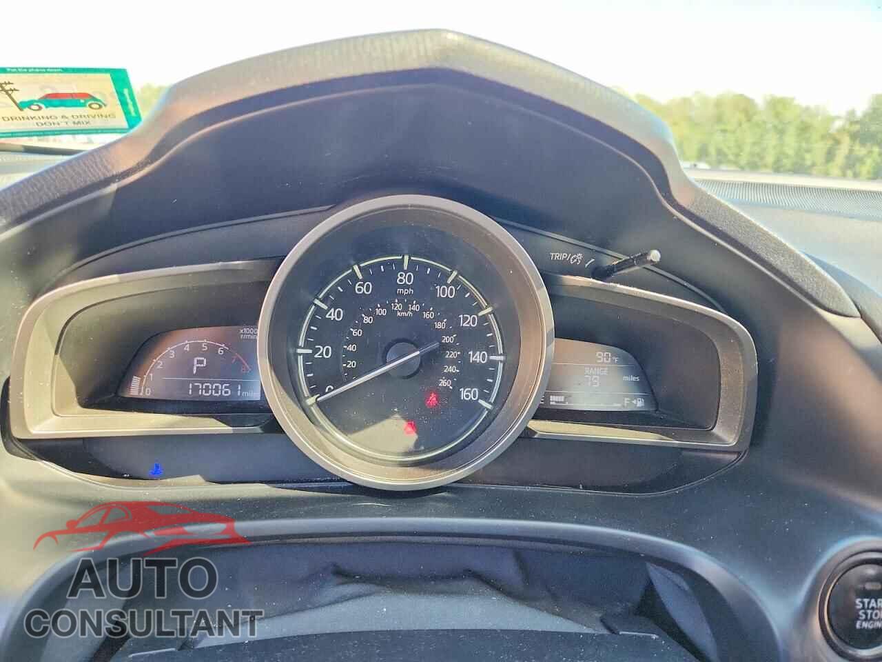 MAZDA 3 2017 - 3MZBN1U77HM105437