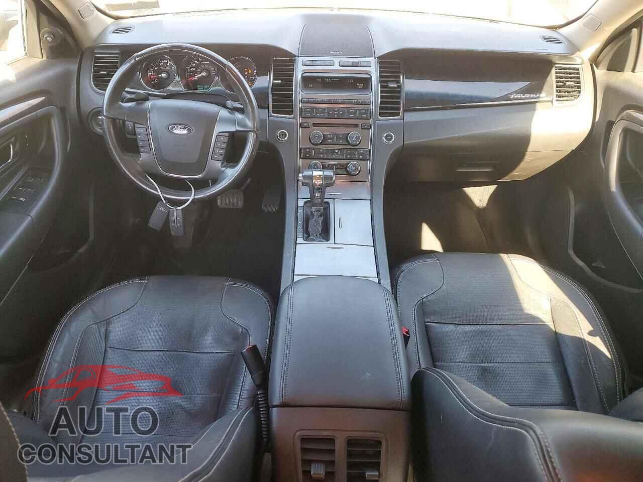 FORD TAURUS 2011 - 1FAHP2FW0BG103182