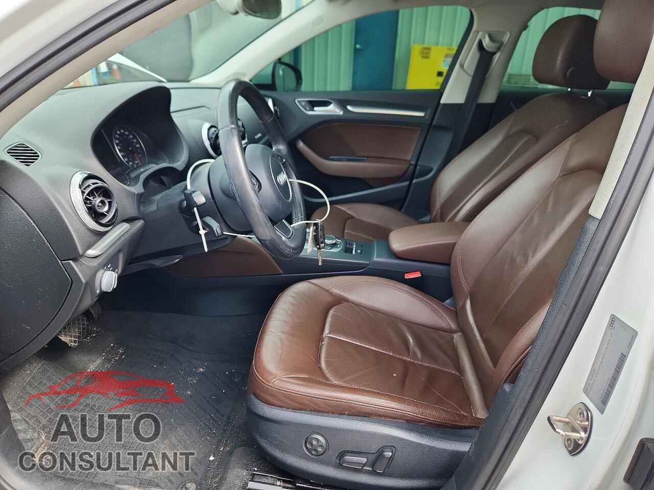 AUDI A3 2015 - WAUBFGFF9F1015298