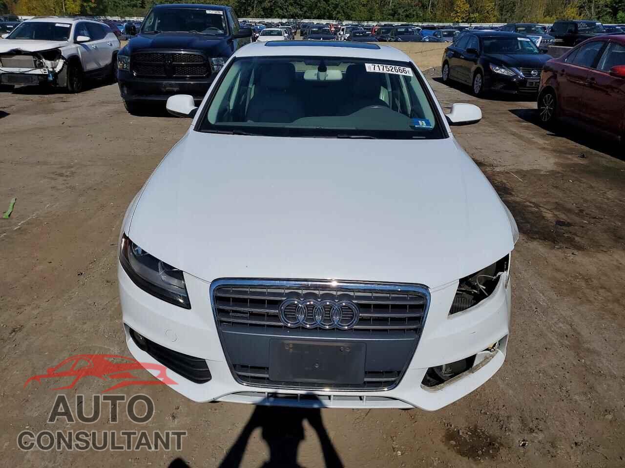 AUDI A4 2012 - WAUBFAFL0CA114199
